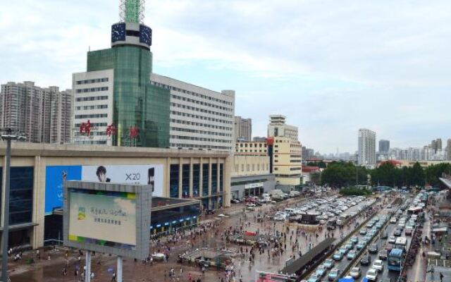 Grace Inn Hotel (Jinan Railway Station Square)