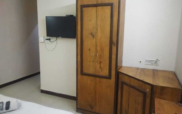 Adb Rooms Hotel Ivory Palace