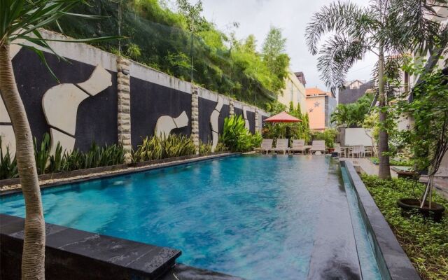 RedDoorz Plus @ Shri Lakshmi Seminyak