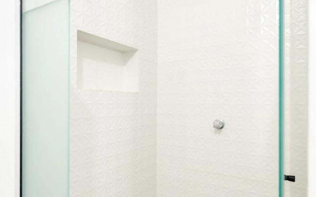 Apartamento Em Búzios Com Suítes E Piscina |clc 11
