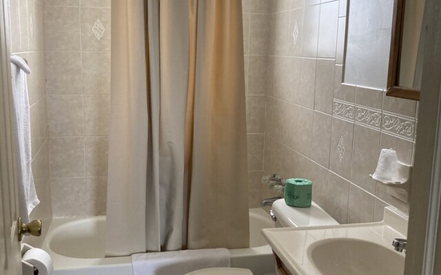 Rambler Motel & Apartments