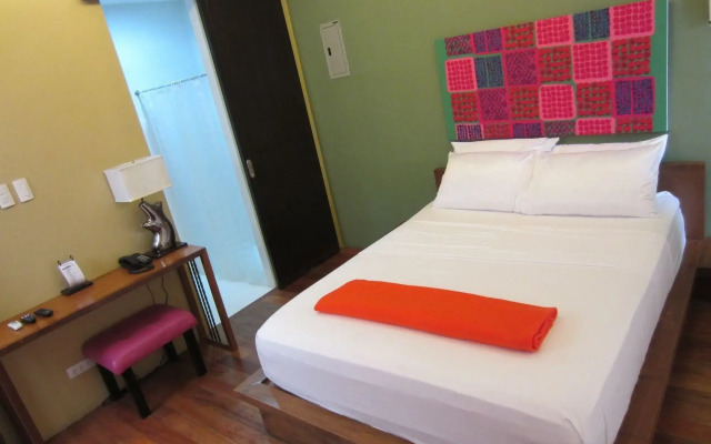 The Purple Tree Bed & Breakfast