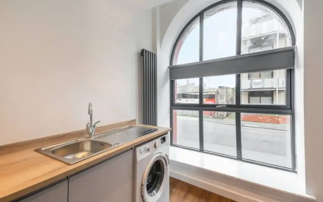 Bissets Bond - Converted Warehouse