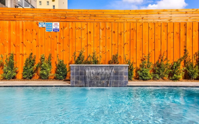 Spacious Condo in the Center of NOLA