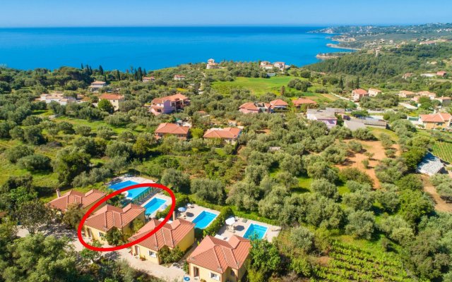 Villa Russa Alexandros Large Private Pool Walk to Beach Sea Views Wifi - 2018