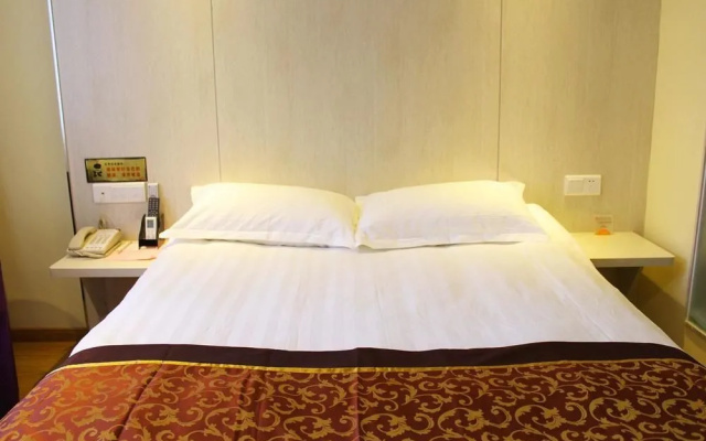 Urban Hotel 118
