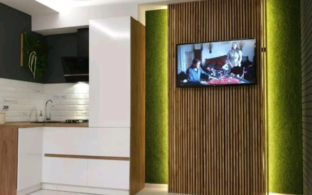 Apartments on Bolshoy Sadovaya pereulok 13/2