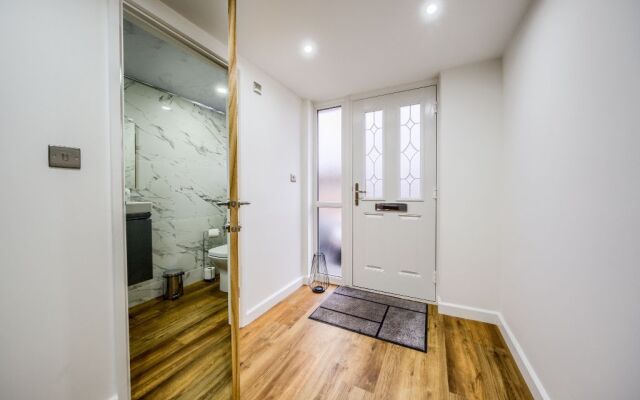 Stylish Contractor House* Netflix*Parking*
