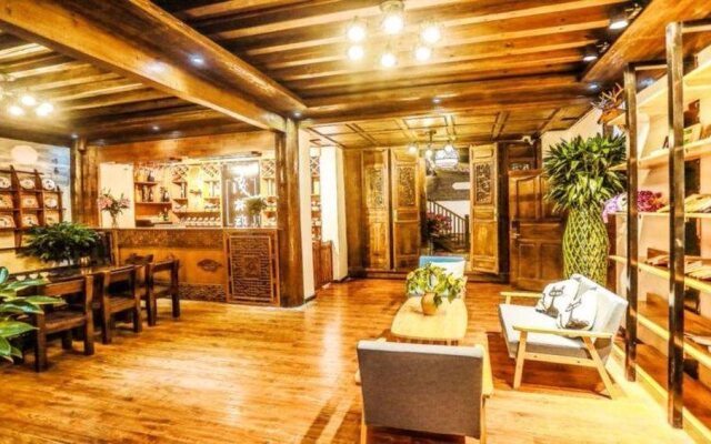 Lijiang Qianlinjun Hotel