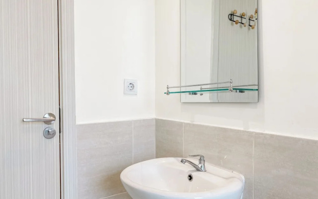 Good Place And Elegant 3Br Meikarta Apartment