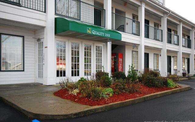 Quality Inn Albertville US 431