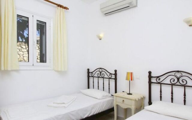 Saint Thomas Village