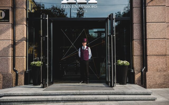 11 Mirrors Design Hotel