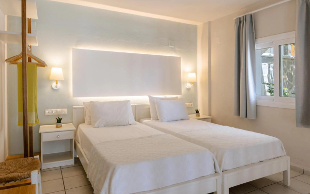 Ormos Atalia Aparthotel