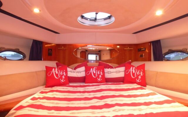 Rhein Yacht Lexa