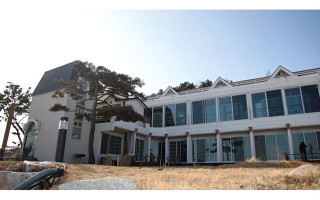 Yeongdeok Daekyung Pension