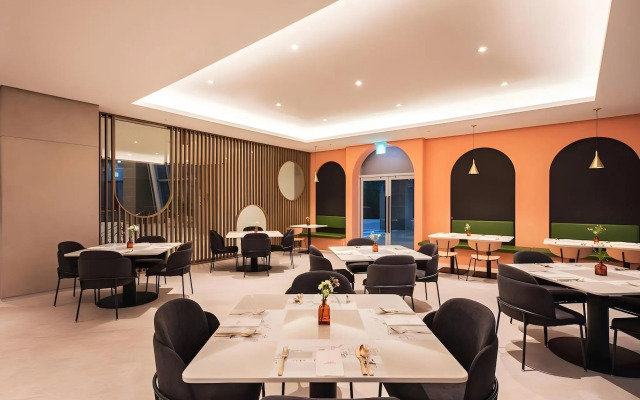 The Weekand Resort