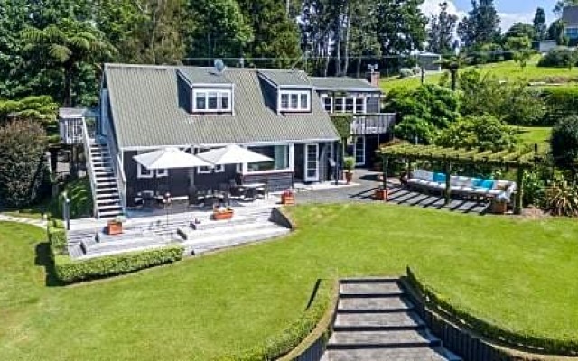 Brenton Lodge