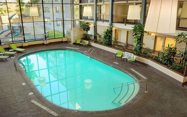 Holiday Inn Guelph Hotel and Conference Centre