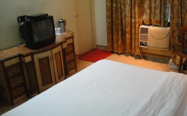 Hotel Ajay International