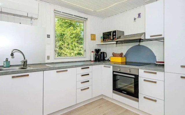Simplistic Holiday Home in Ringkøbing near Sea