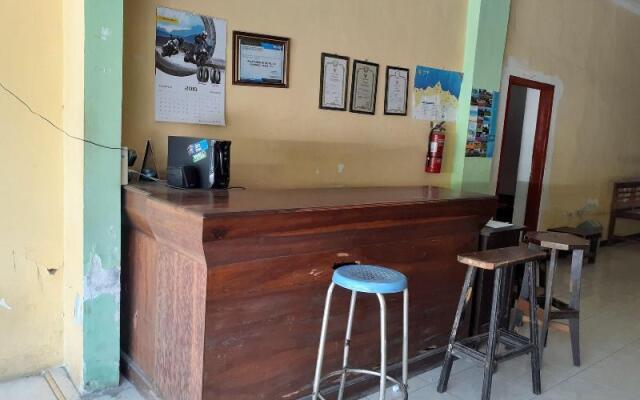 SPOT ON 2422 Hotel Moga Sari