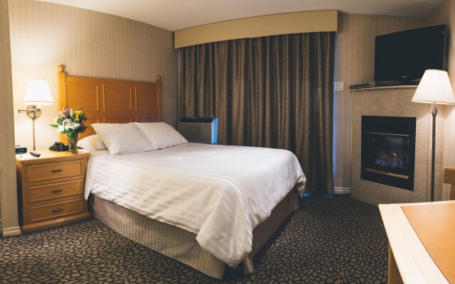 Pinnacle Hotel Whistler Village