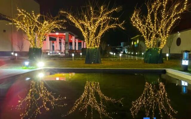 Yunmeng Resort Hotel