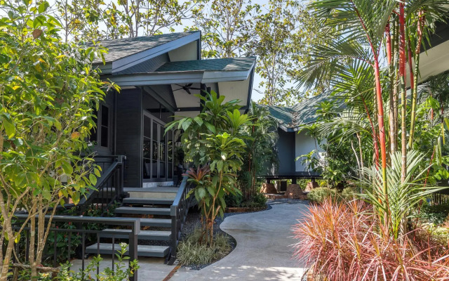 Loy Chalet