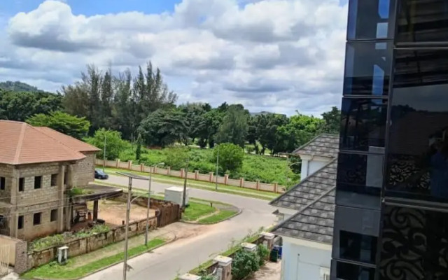 Fahrenheit Apartments