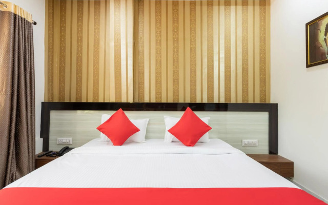 Flagship 27867 Savitri Regency