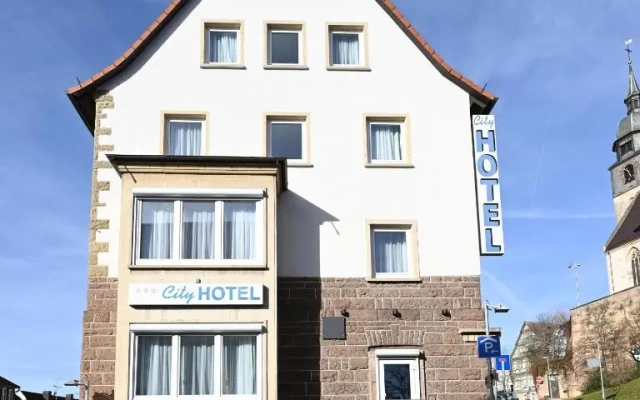 City Hotel