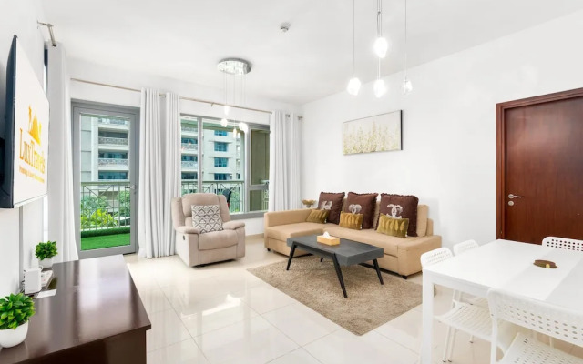 Lux BnB I 29 Burj BLVD I Pool Views