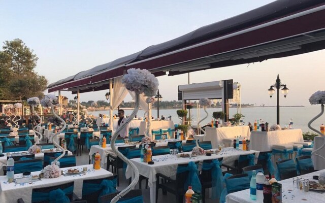 Kalia Beach Hotel Side