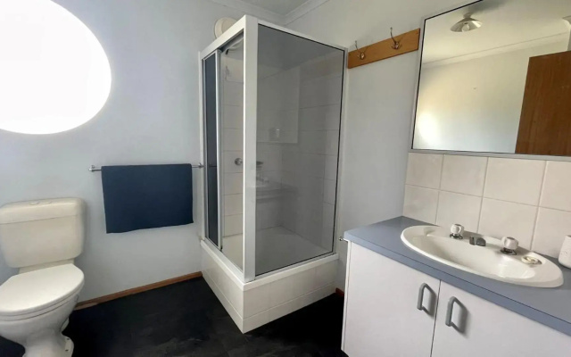 WISTERIA COTTAGE - Pet Friendly