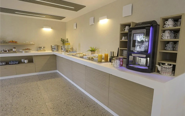 Kyriad Montpellier Sud - A709