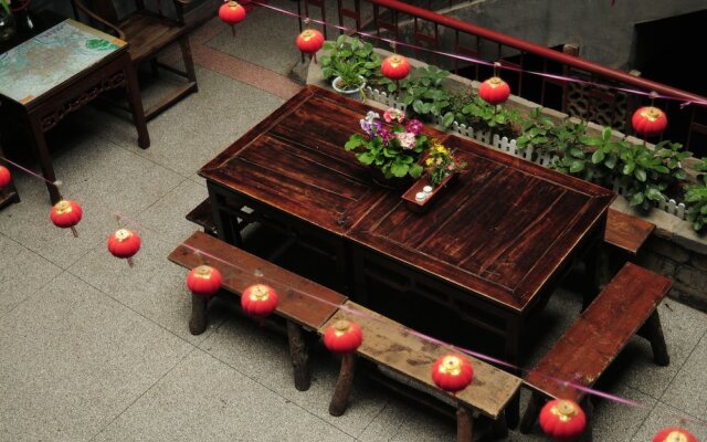 Shuyuan Party Hostel