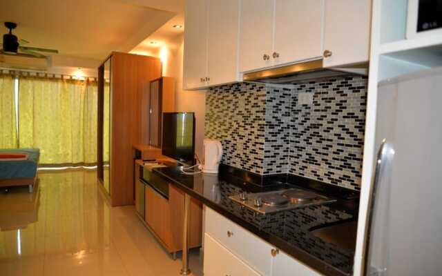 Pattaya Plaza Floor 6