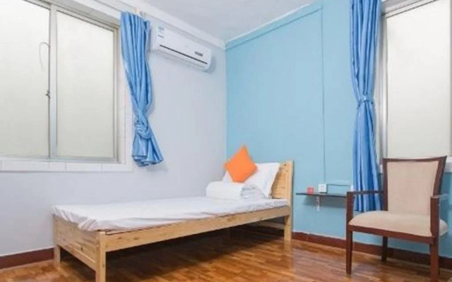 Zhuangse Chengdu Youth Hostel