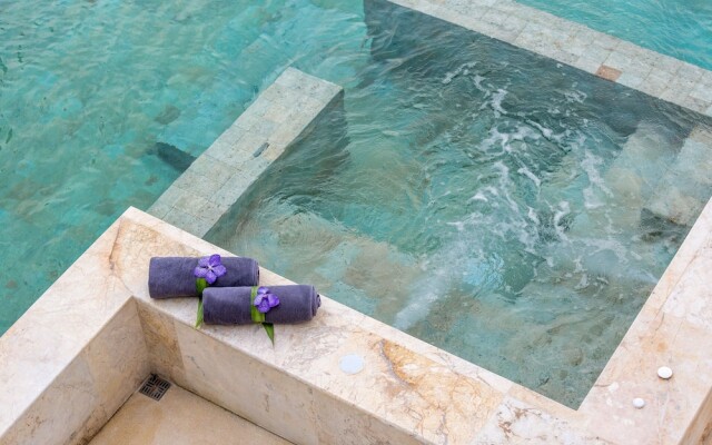 Villa Hailan with Private Pool