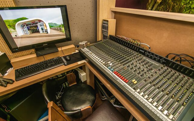 Geumsan Forest White Castle Pension