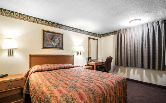 Rodeway Inn & Suites Ithaca South