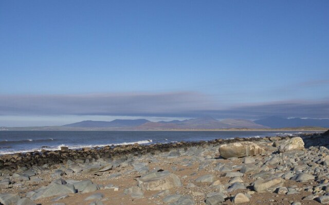 Allt y Mor