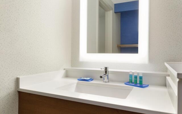 Holiday Inn Express Hartford South - Rocky Hill by IHG