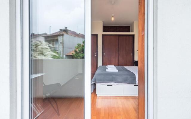 GuestReady - Over the rooftop