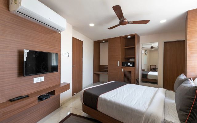 Hotel Simran Raghuveer Para by OYO Rooms