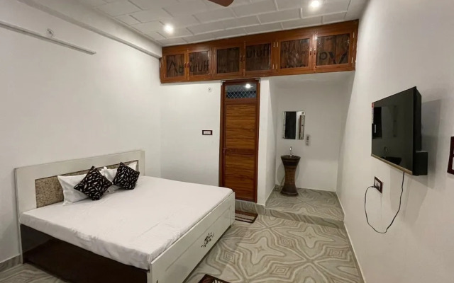 Ma Parvati residency