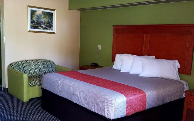 Holiday Terrace Motel