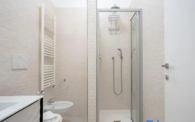 Terra | 2-Bedroom with Shared Kitchen & Balcony – Seafront Location