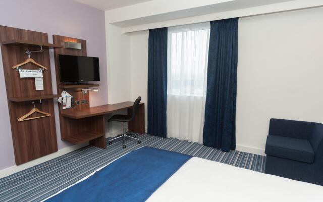 Holiday Inn Express Aberdeen Airport, an IHG Hotel